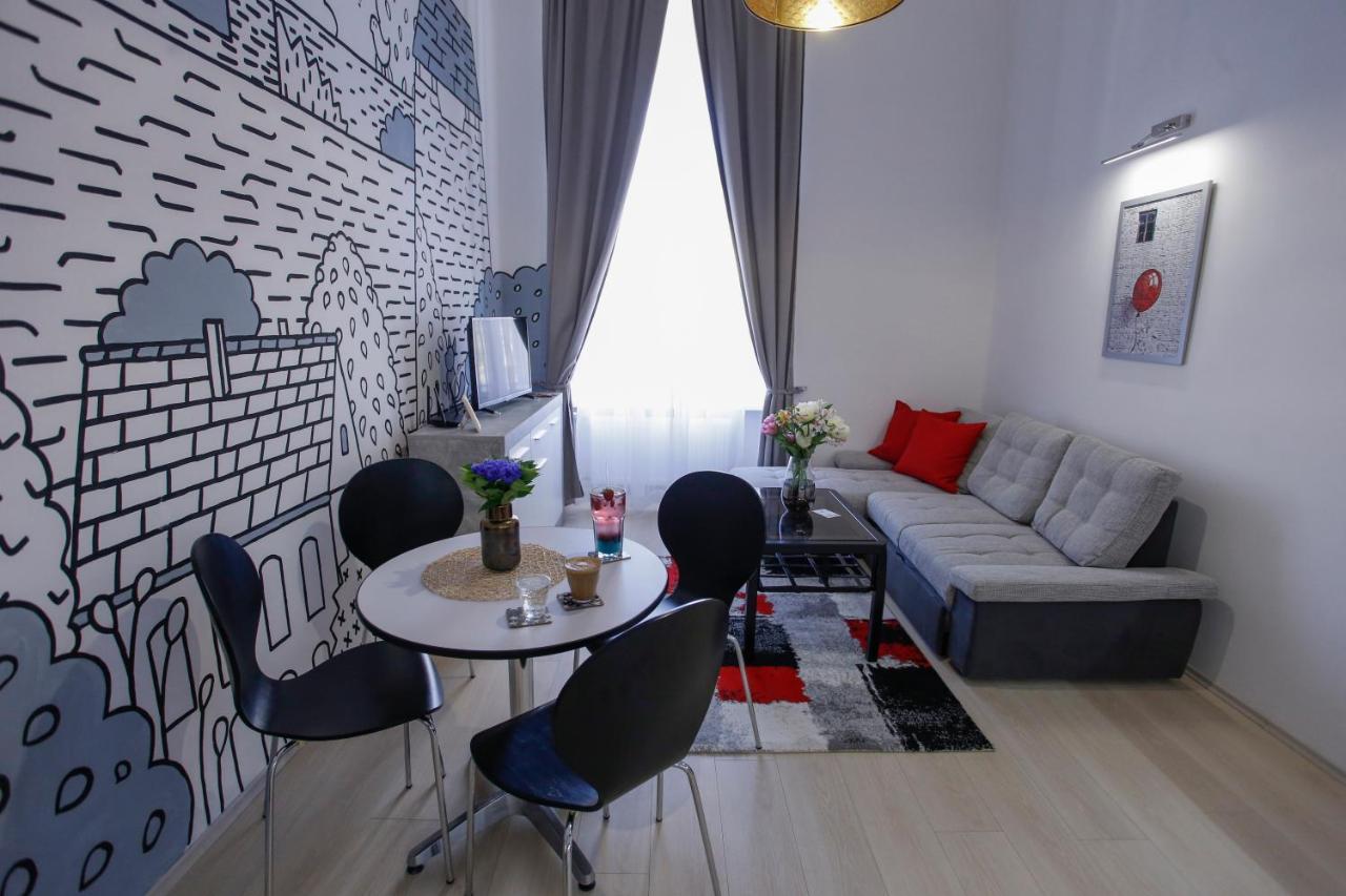 Urania Apartmanhaz Eger Exteriör bild